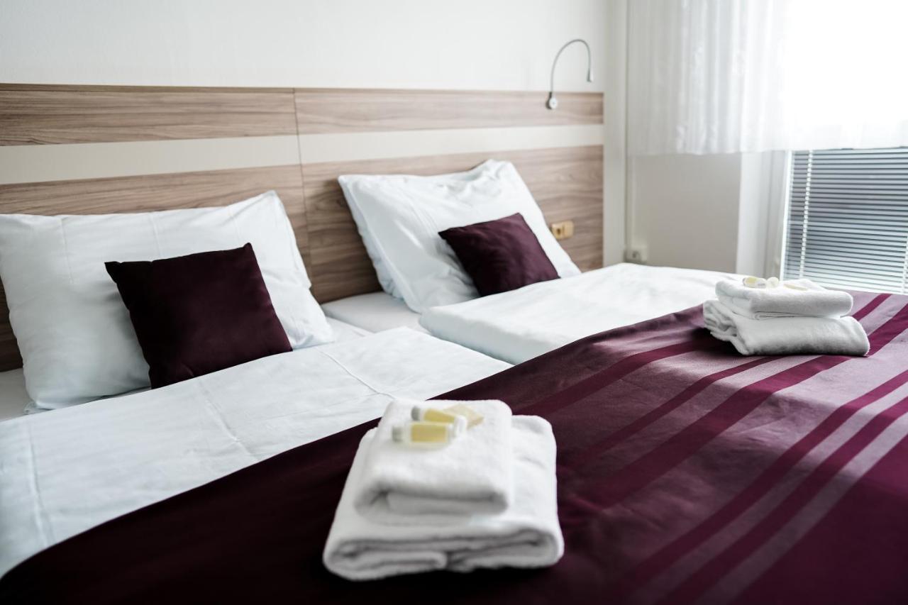 B&B Hotel University เบอร์โน ภายนอก รูปภาพ